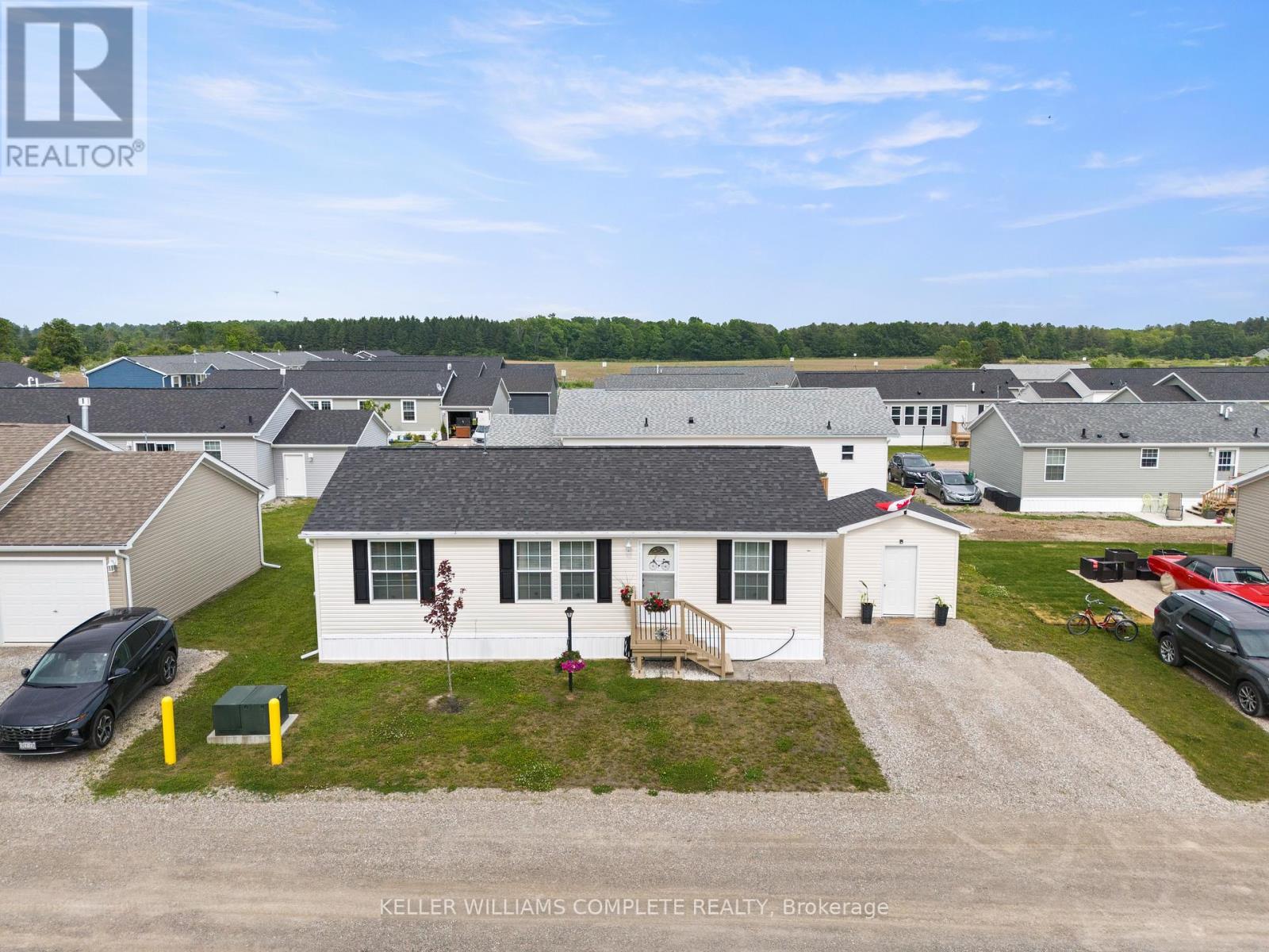 22 COPPER BEECH DRIVE - 1
