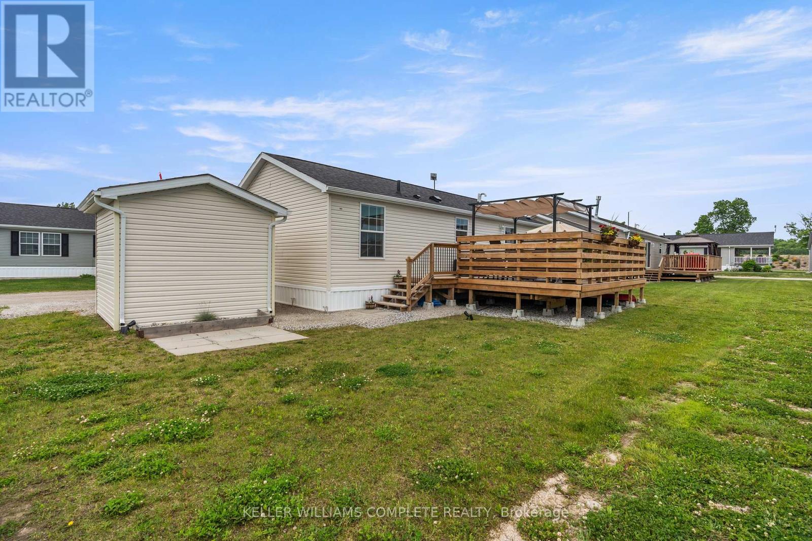 22 COPPER BEECH DRIVE - 23