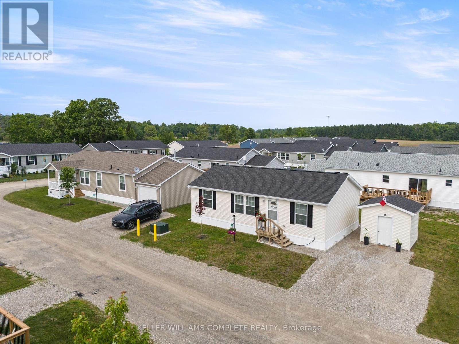 22 COPPER BEECH DRIVE - 24