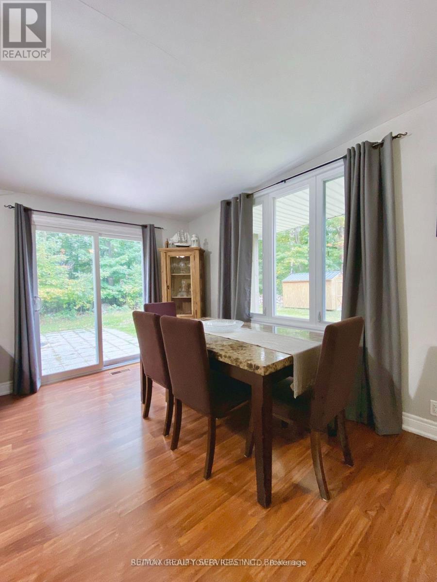 4870 MAPLEVIEW CRESCENT - 13