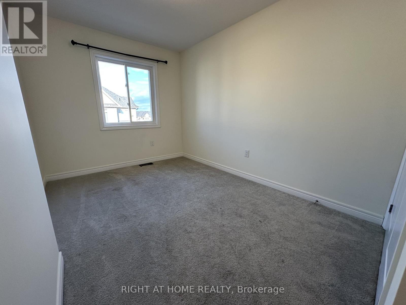 #22 40 ZINFANDEL DRIVE - 23