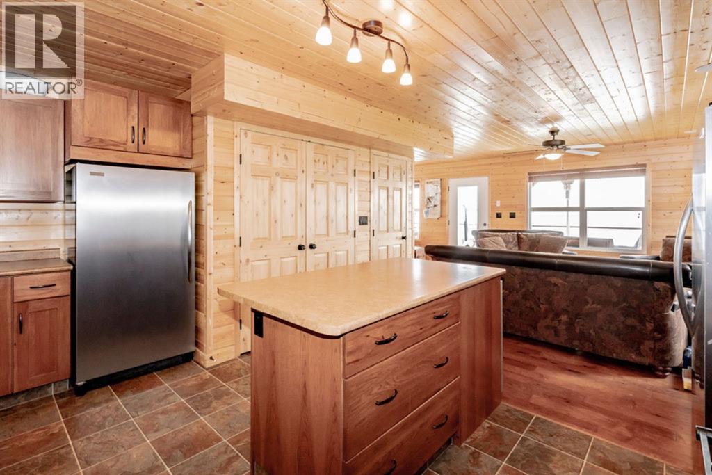 53 Boyd Lakeshore — photo 16