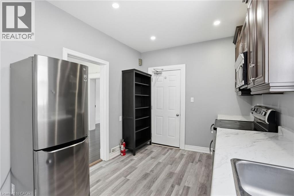 38 NORWAY Avenue - 12