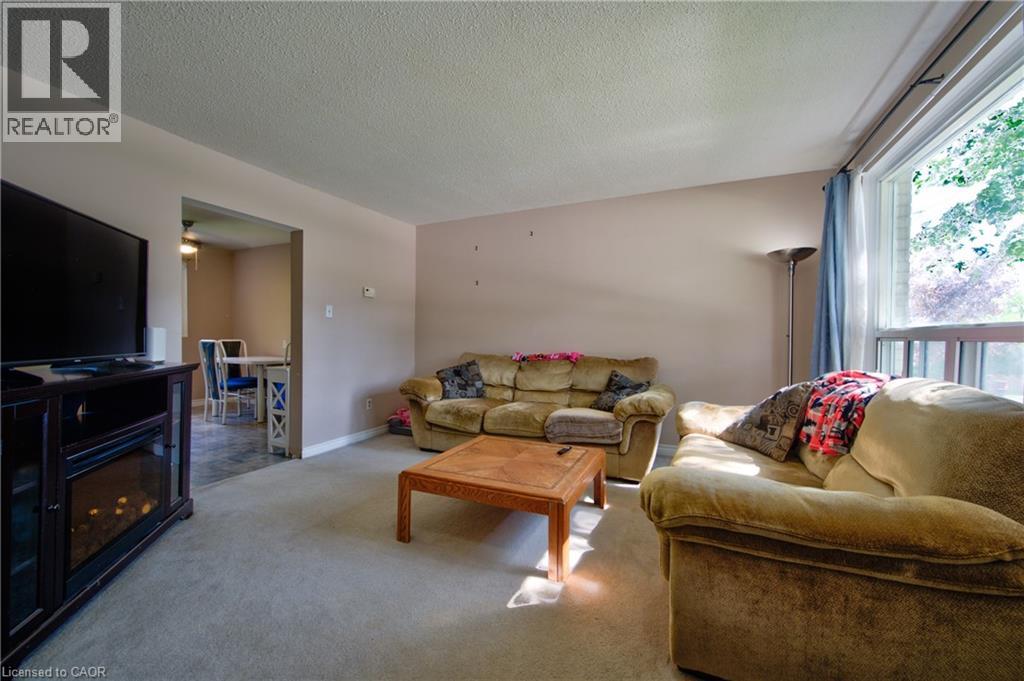 57 CLEMENS Avenue - 6