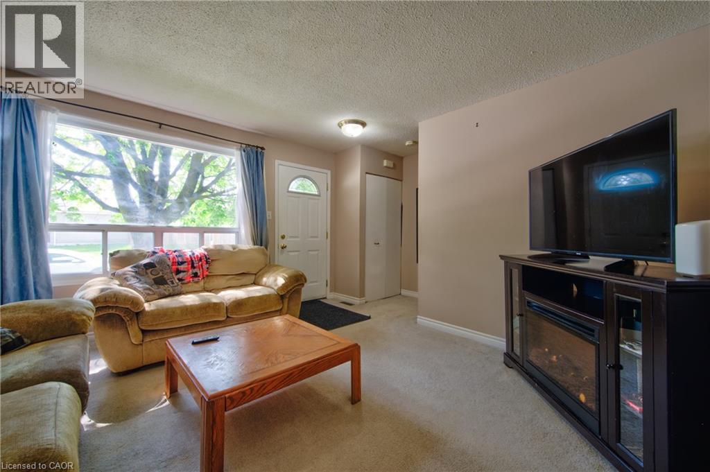57 CLEMENS Avenue - 8