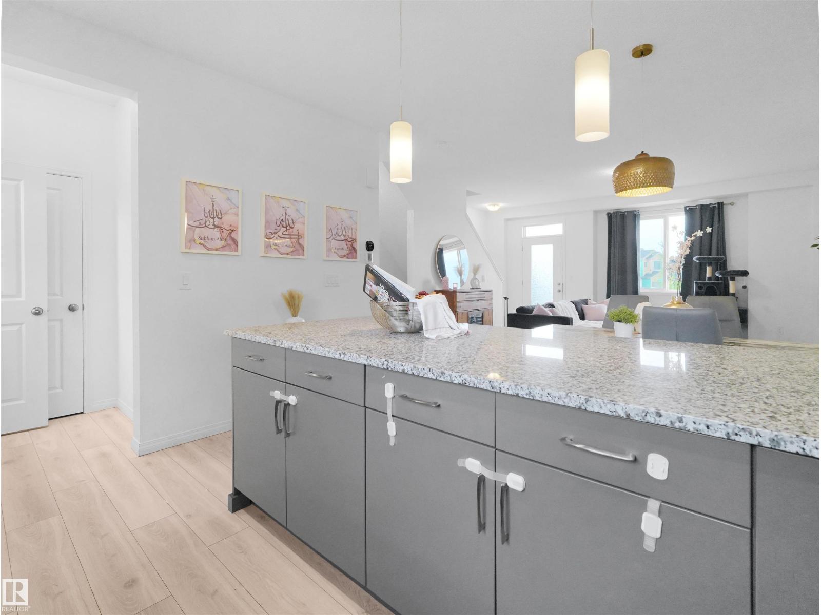 #140 16903 68 ST NW - 22