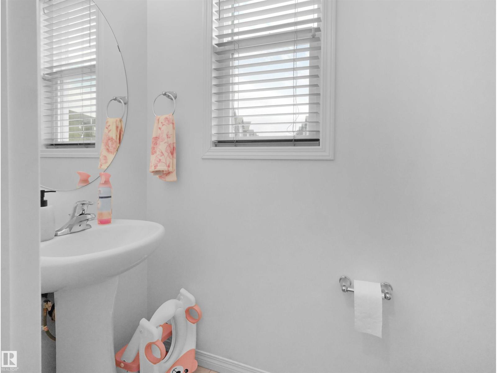 #140 16903 68 ST NW - 24
