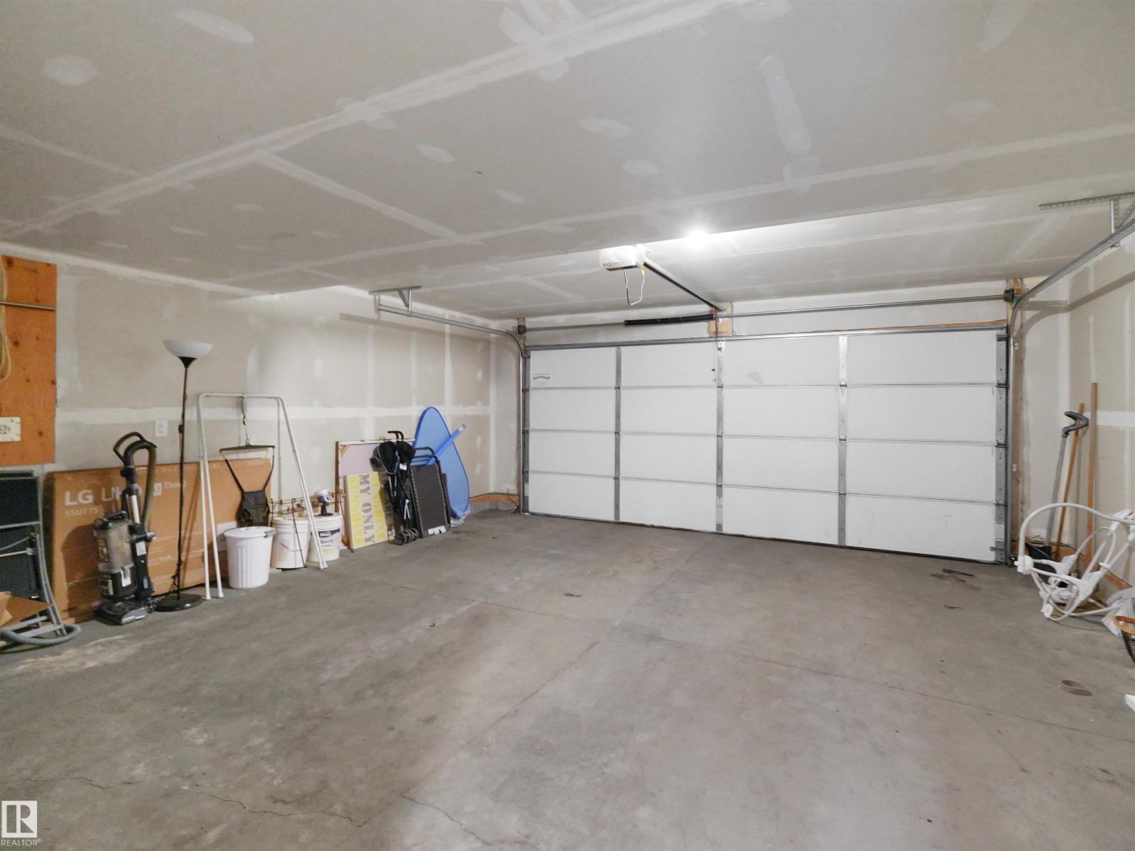 #140 16903 68 ST NW - 39
