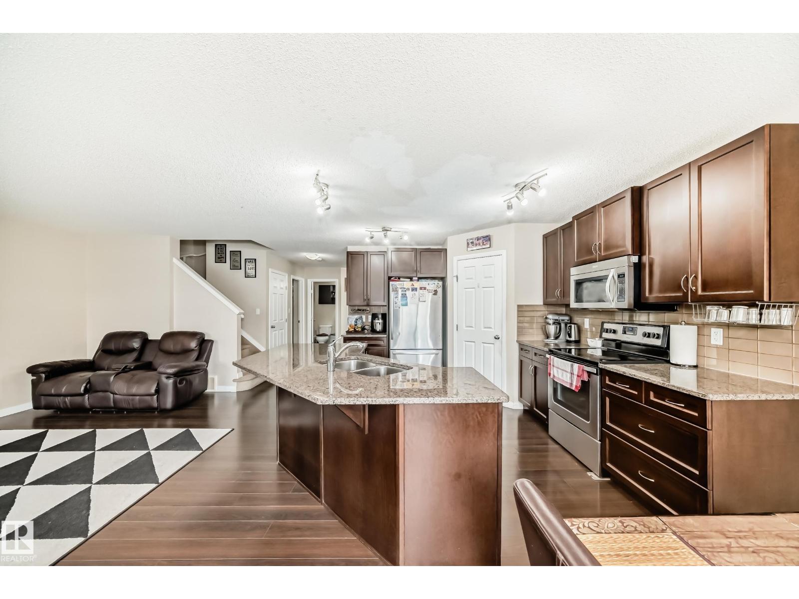625 56 ST SW - 10