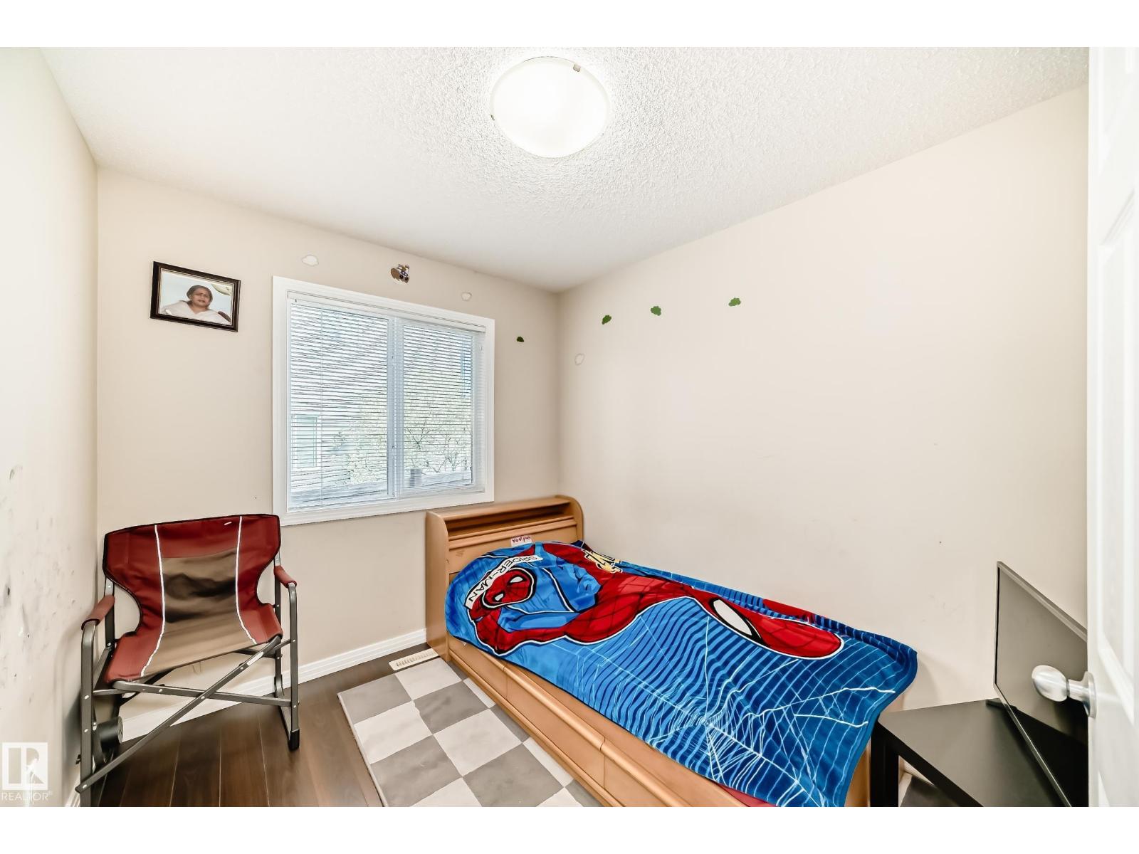 625 56 ST SW - 22