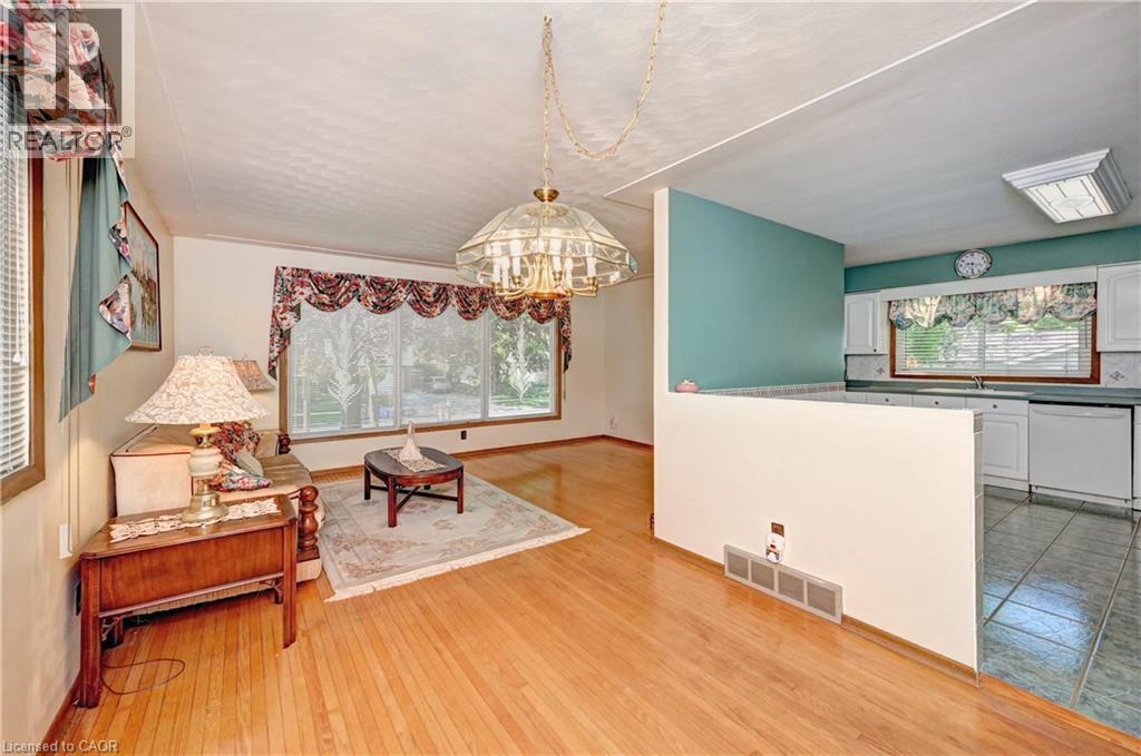 132 FOREST HILL Drive - 12