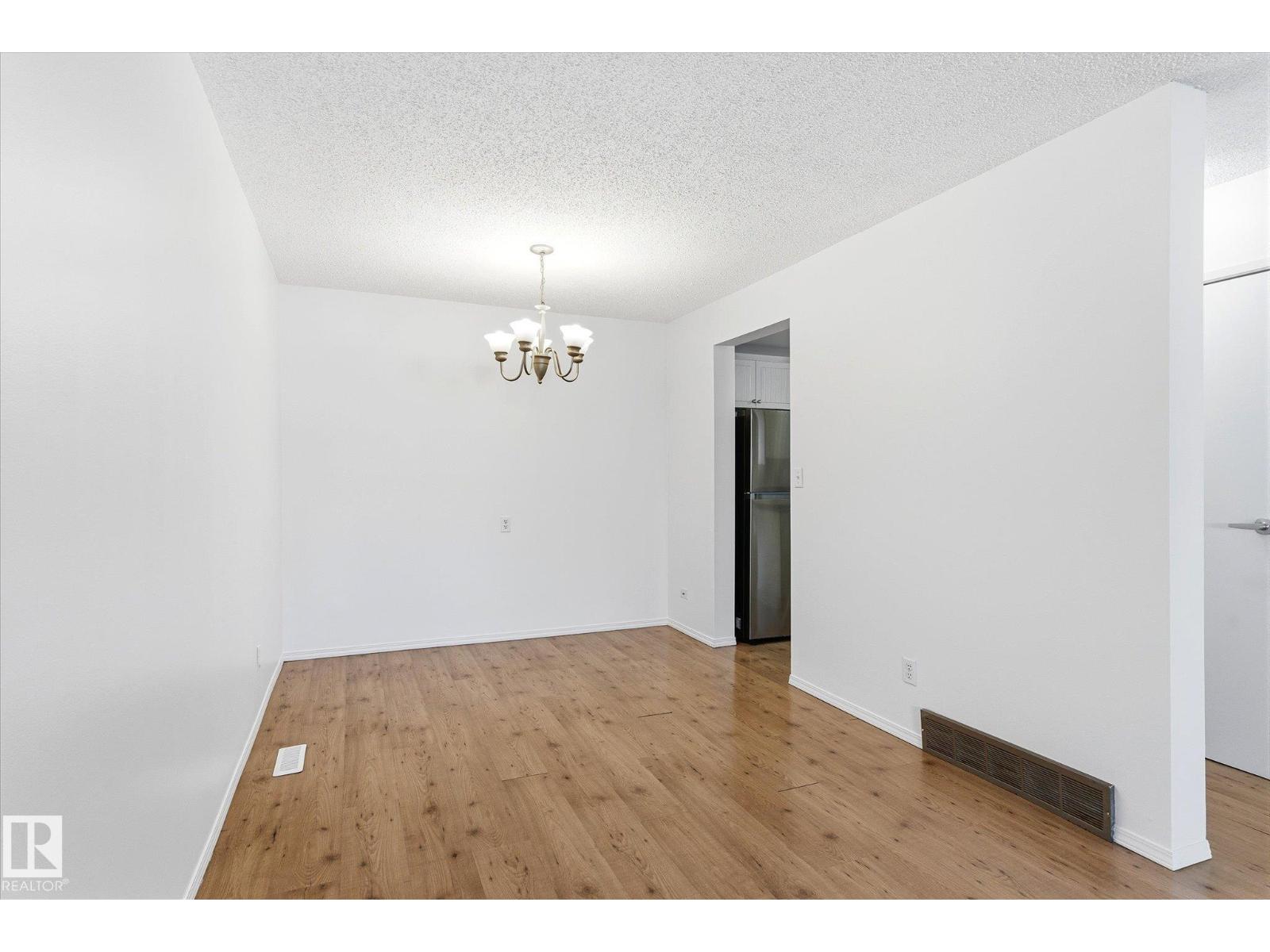 6320 184 ST NW - 7