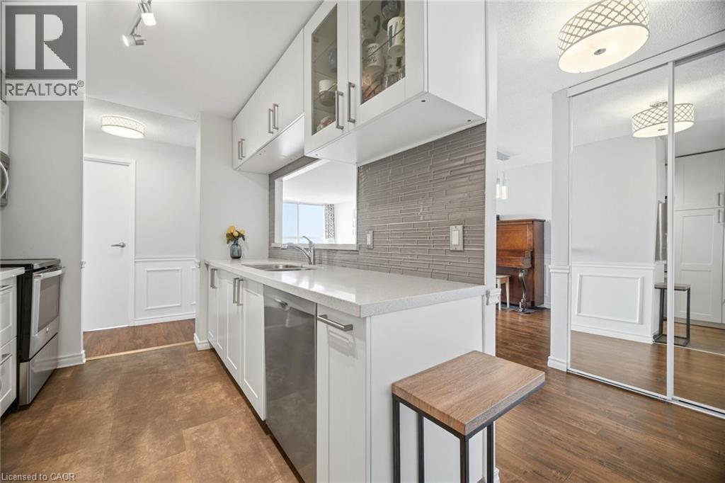 #1803 25 TRAILWOOD Drive - 19