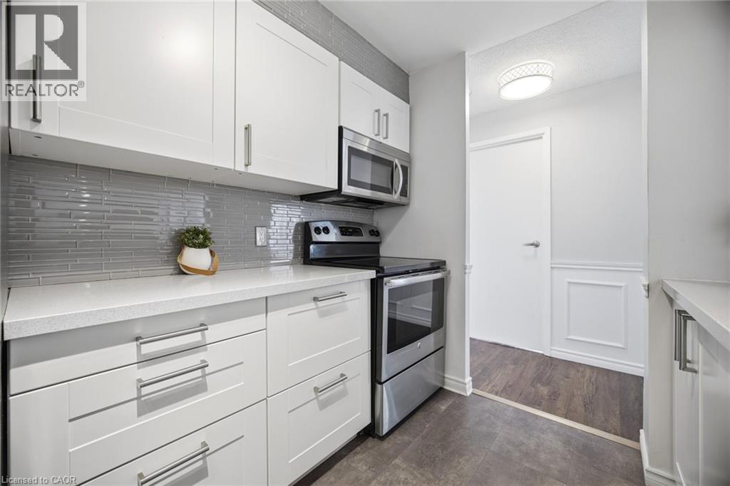 #1803 25 TRAILWOOD Drive - 22