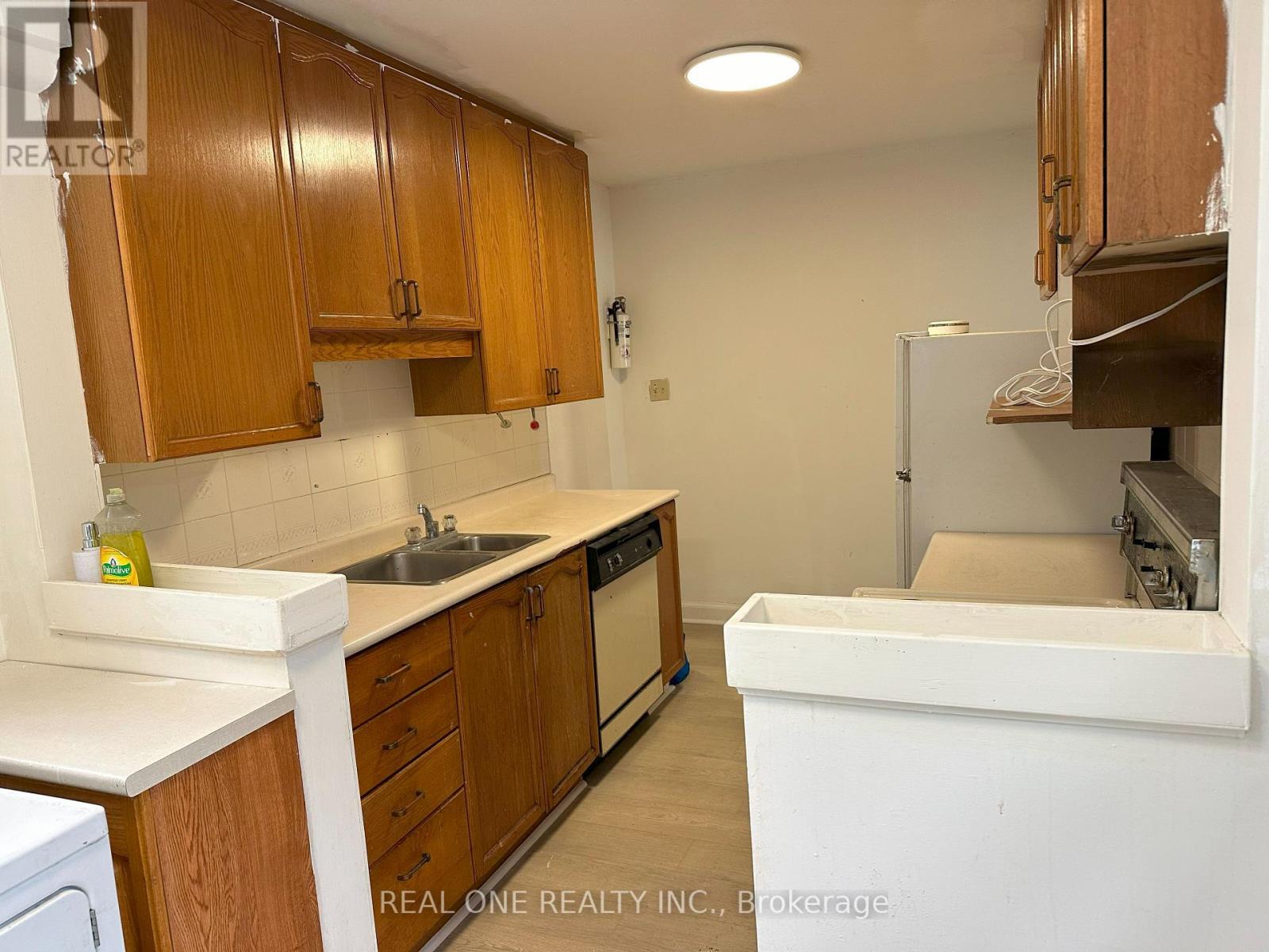 22 PLEASANT VIEW DRIVE - 4