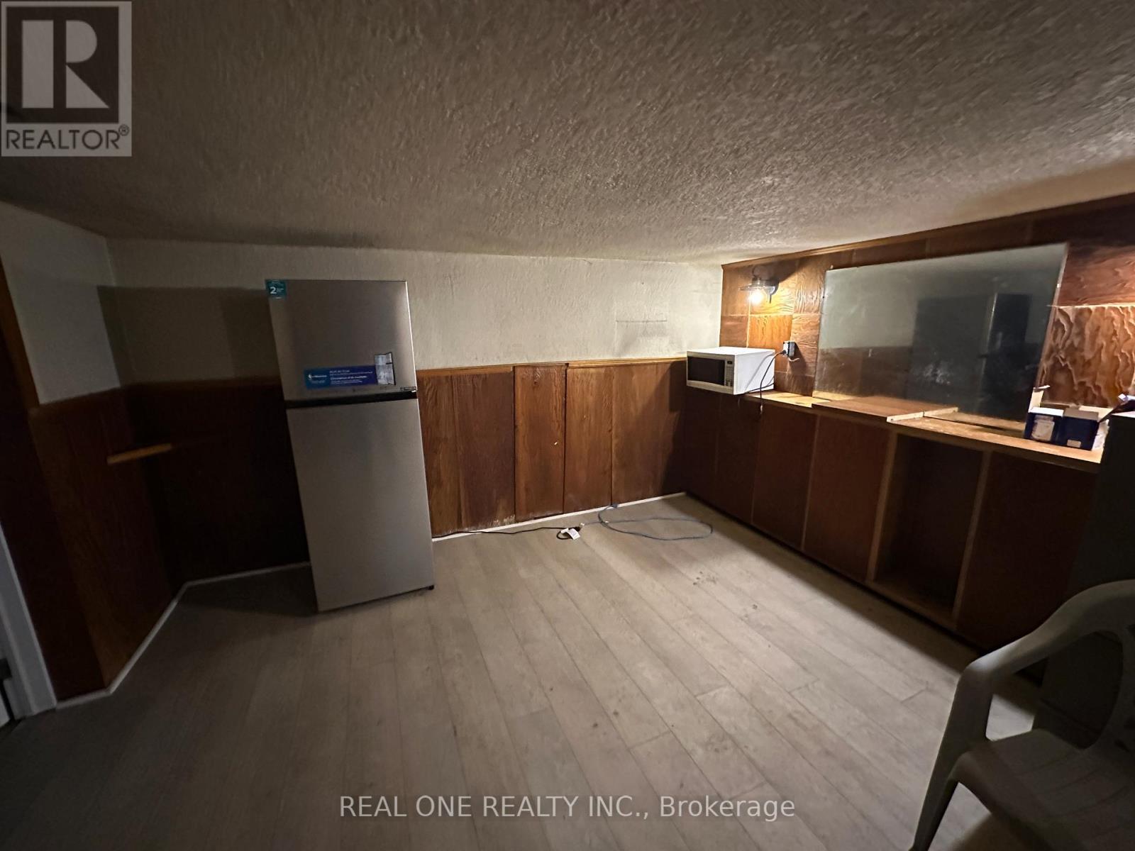 22 PLEASANT VIEW DRIVE - 12