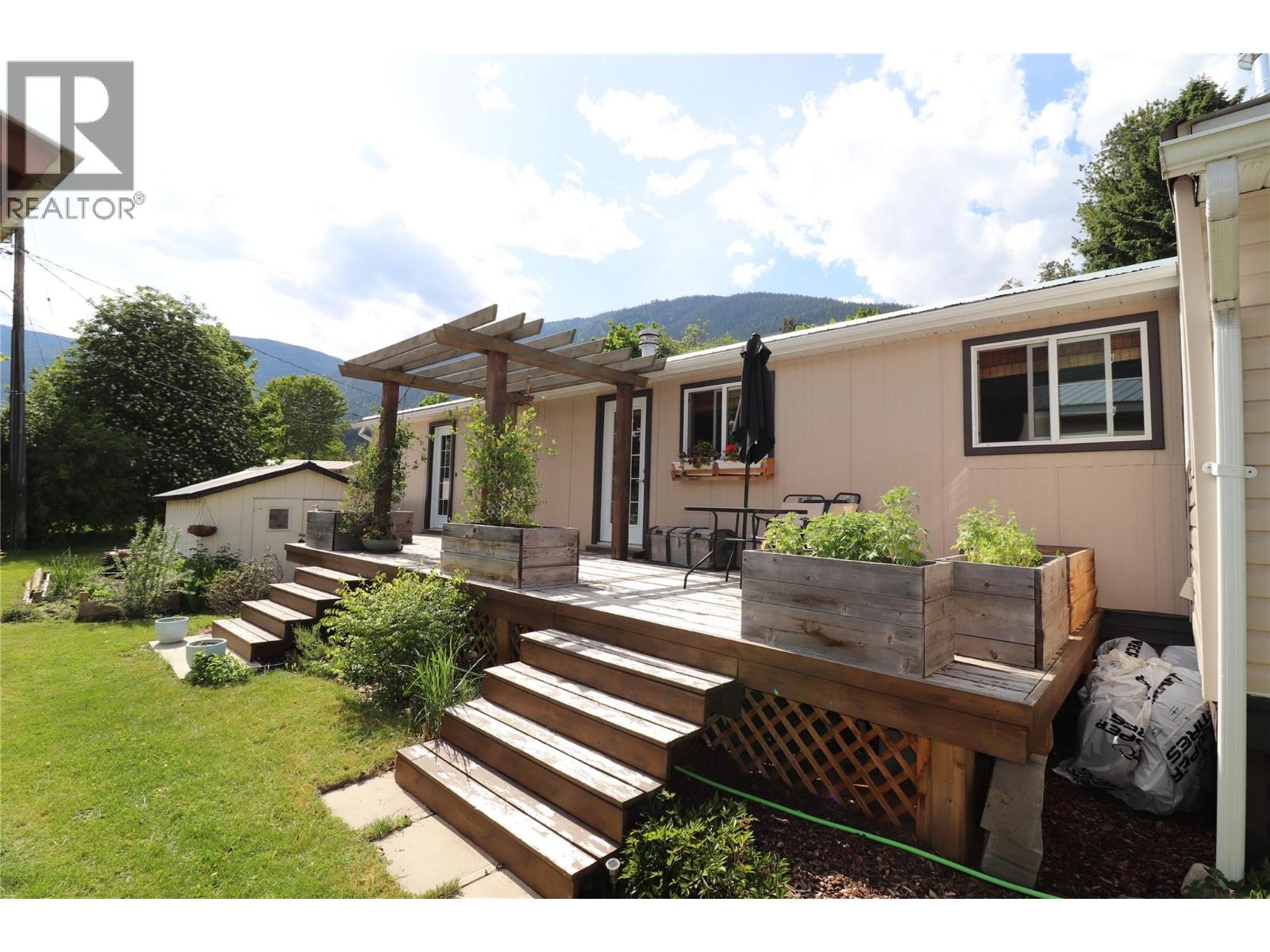 #26 2714 LOWER 6 MILE Road - 8
