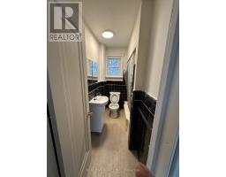 22 Pleasant View Drive, Toronto, ON M2J3P5 Photo 14