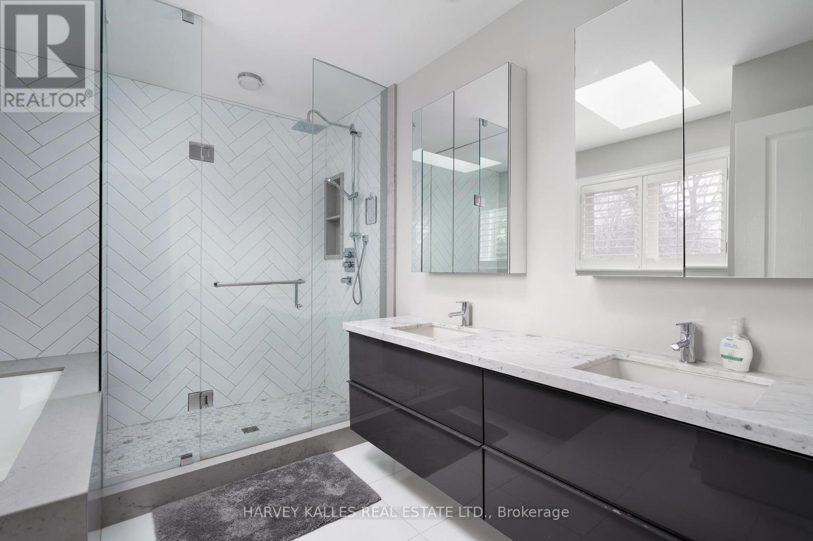 57 BURNCREST DRIVE - 19