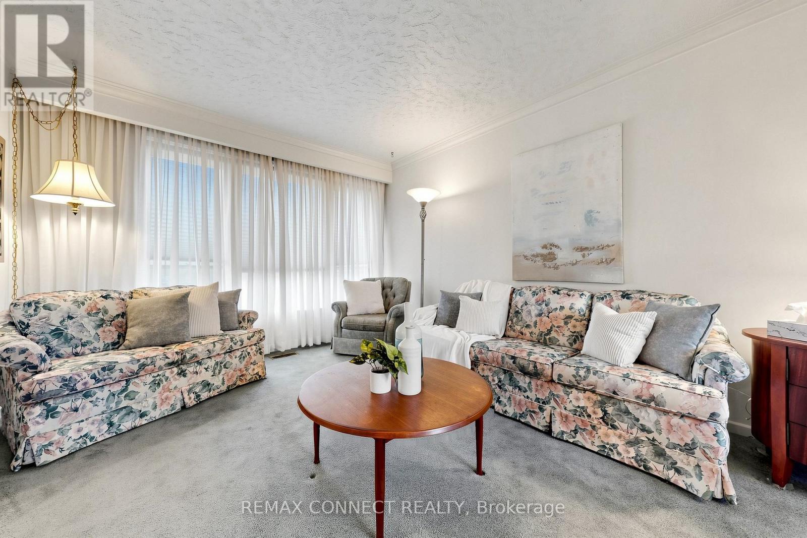 22 WOODGROVE DRIVE - 5