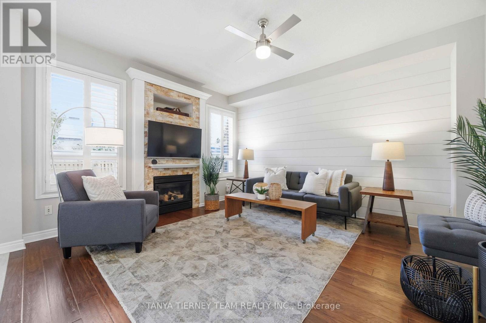 9 PENHURST DRIVE - 12