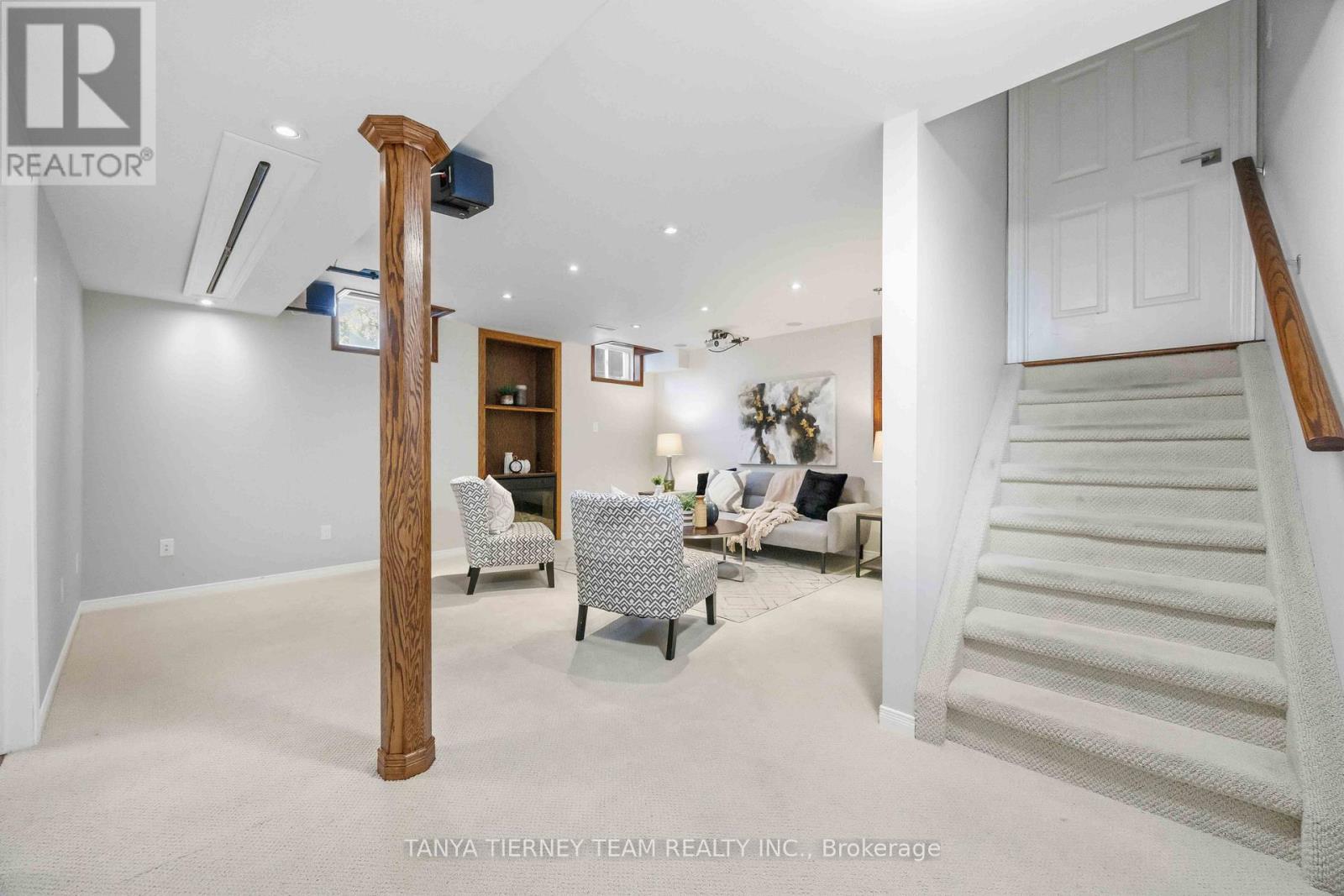 9 PENHURST DRIVE - 37