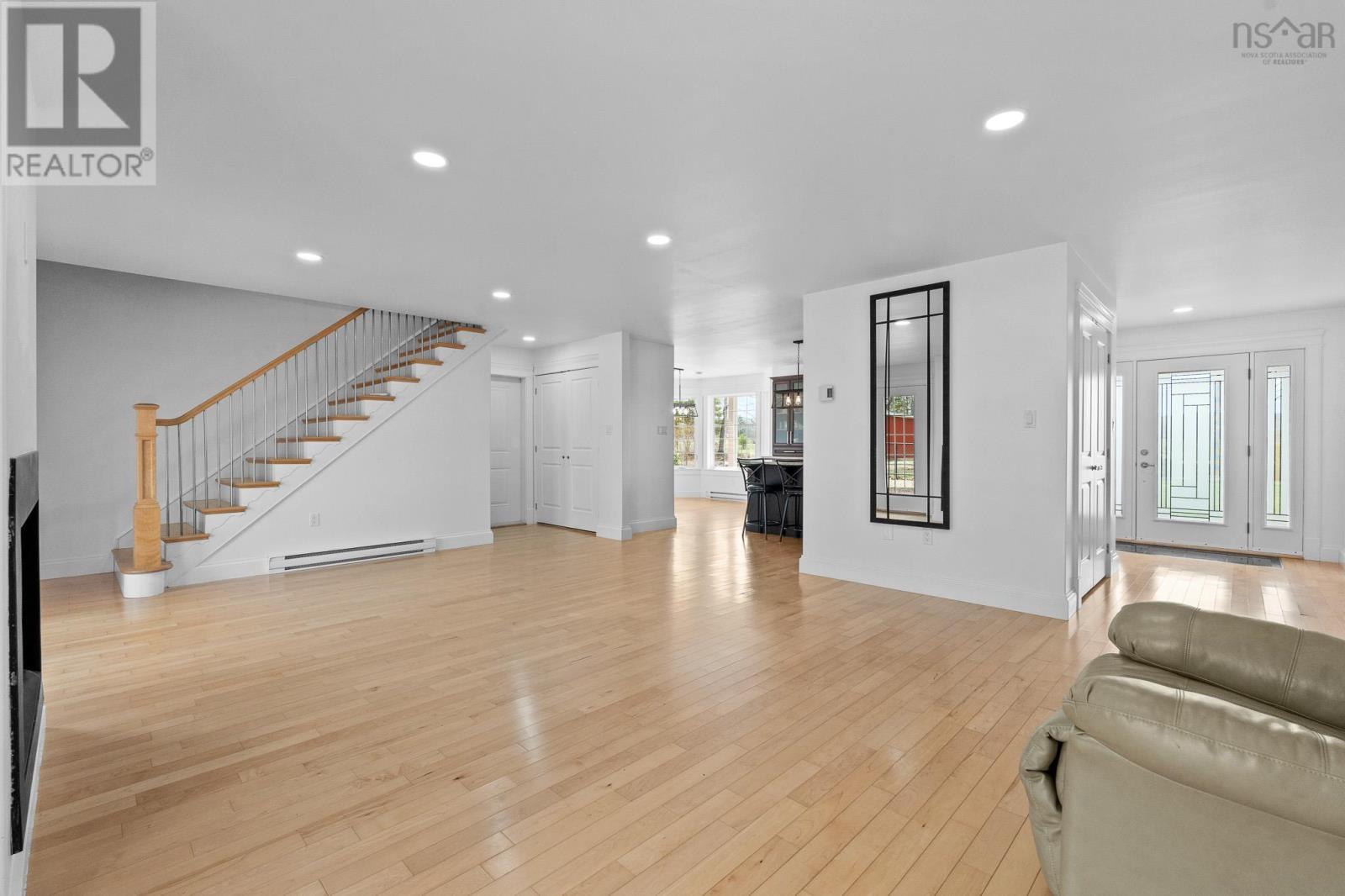 1939 Middle Road - 27