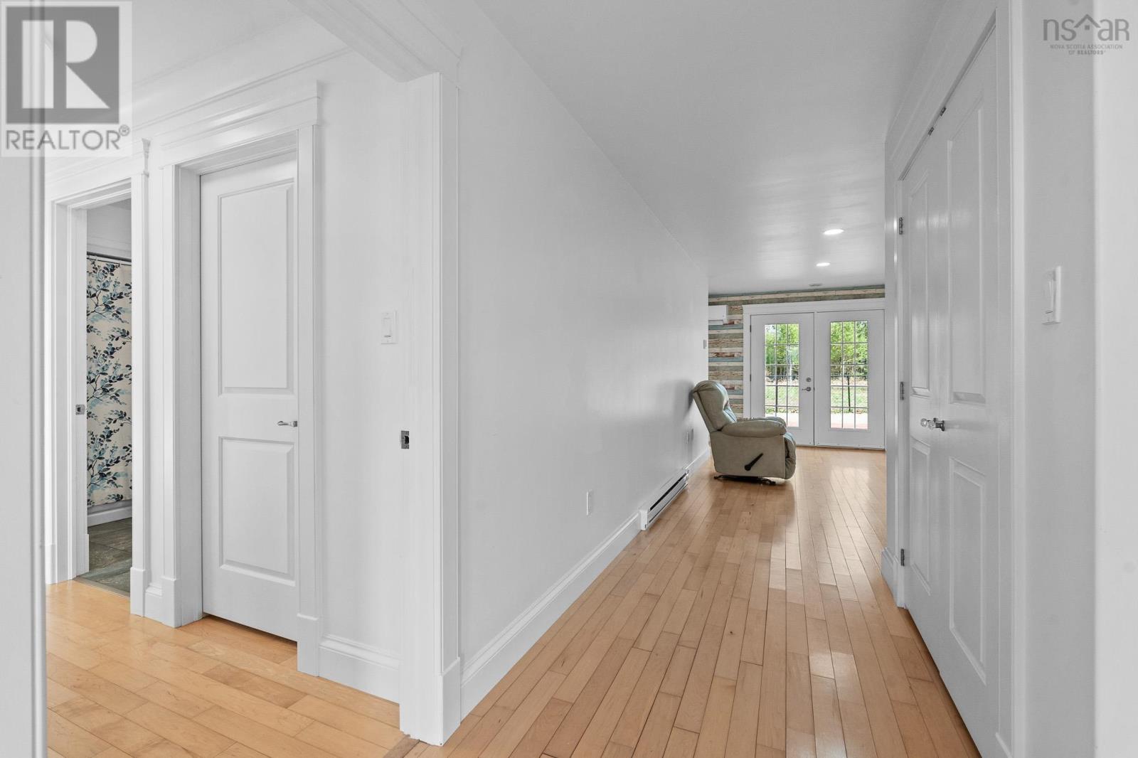 1939 Middle Road - 28