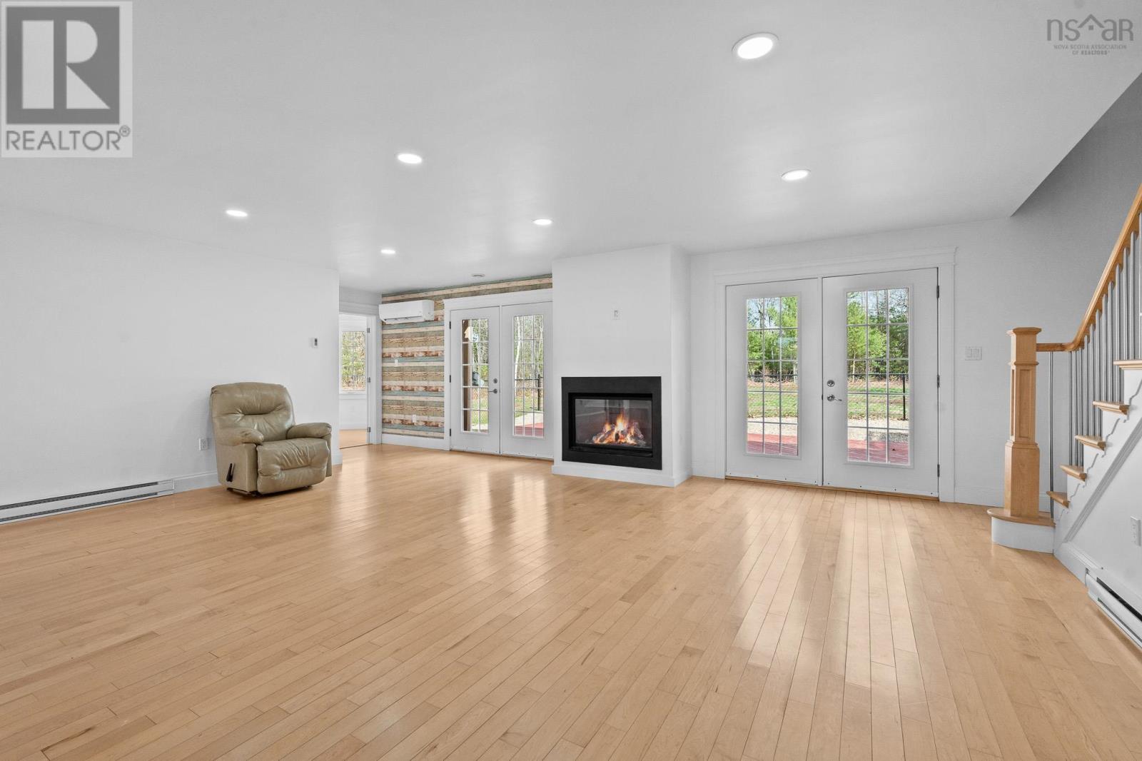 1939 Middle Road - 16