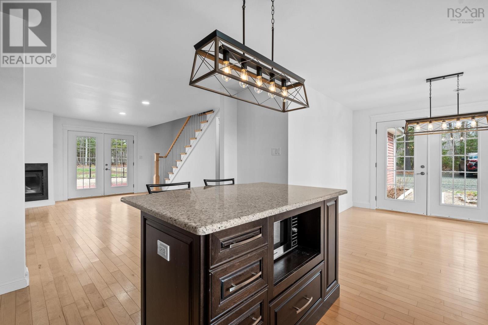 1939 Middle Road - 9
