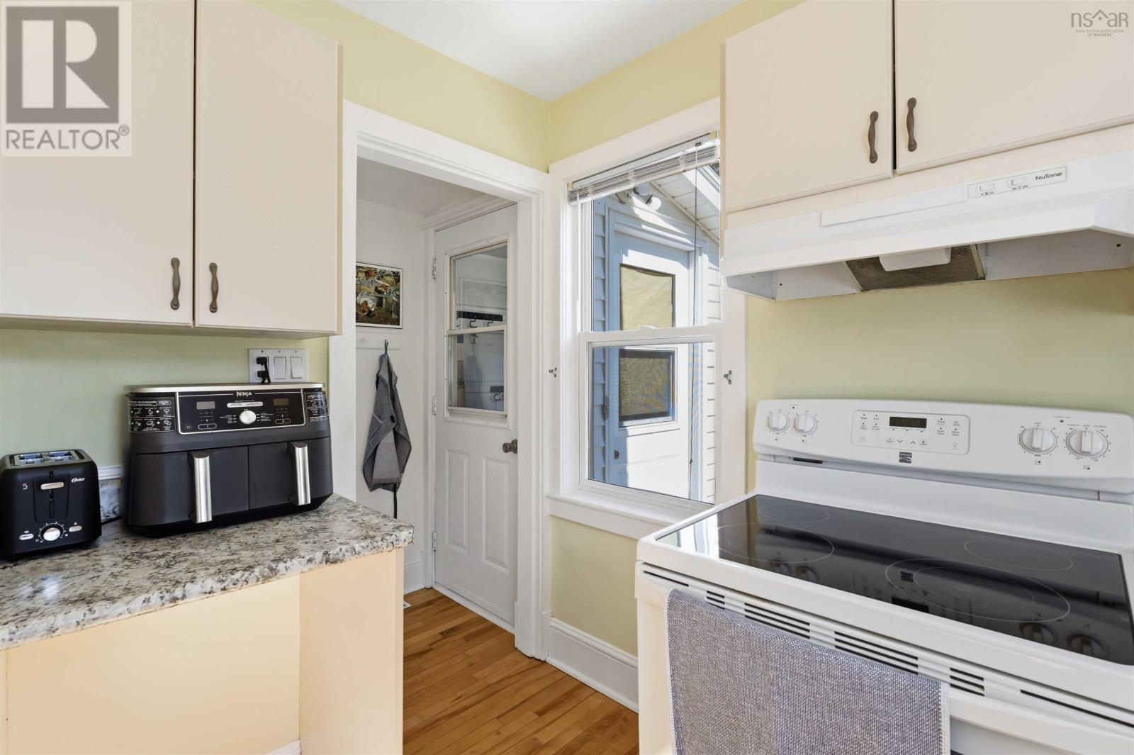 Property 31 of 34 of 51 Hillside Avenue