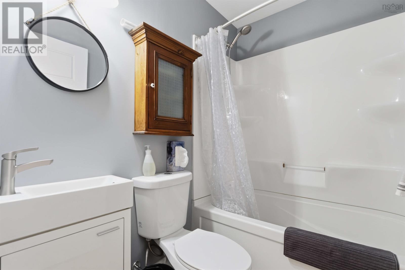 Property 2 of 34 of 51 Hillside Avenue
