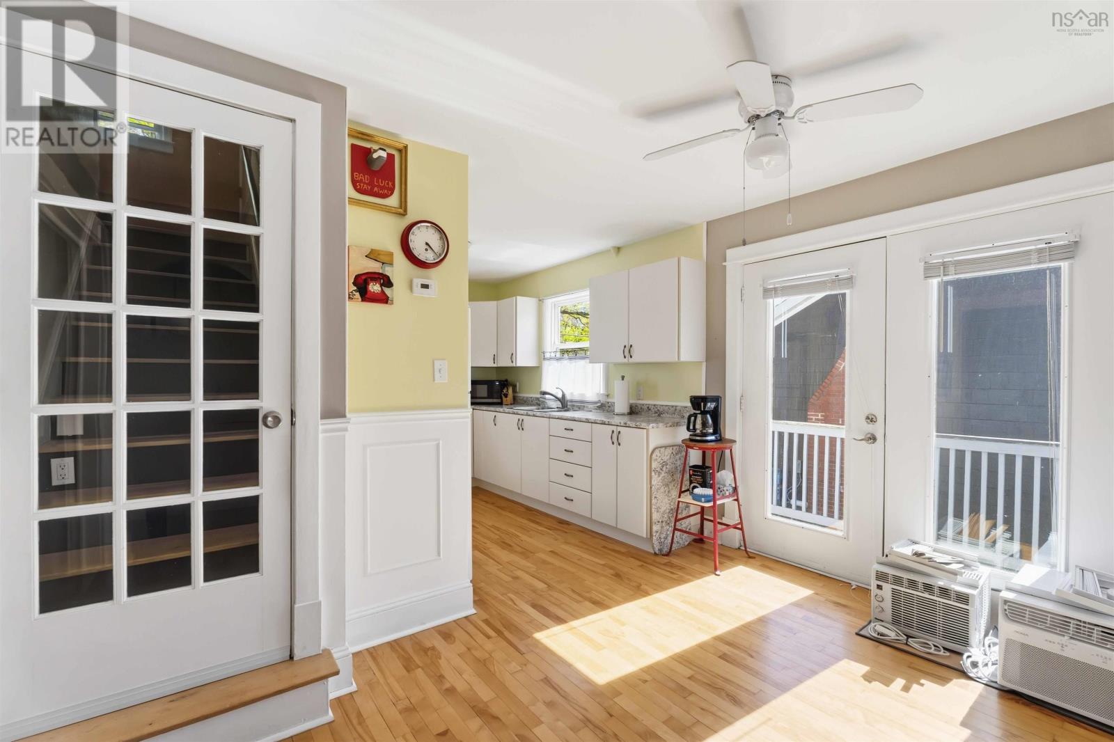 51 Hillside Avenue - 9
