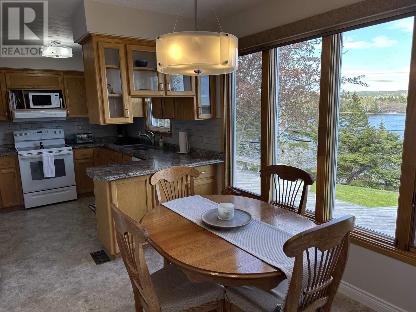 10419 16 Highway - 13