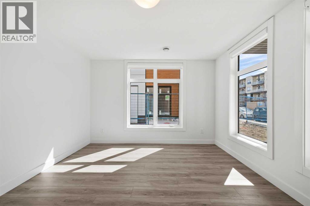 848 83 Street SW - 39