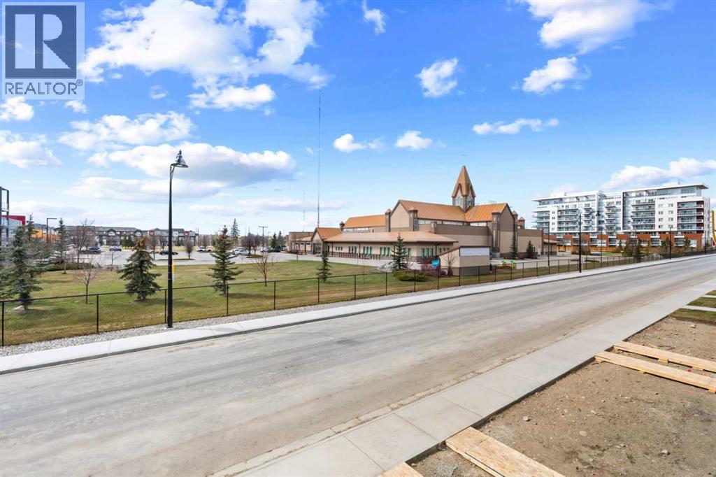 848 83 Street SW - 45