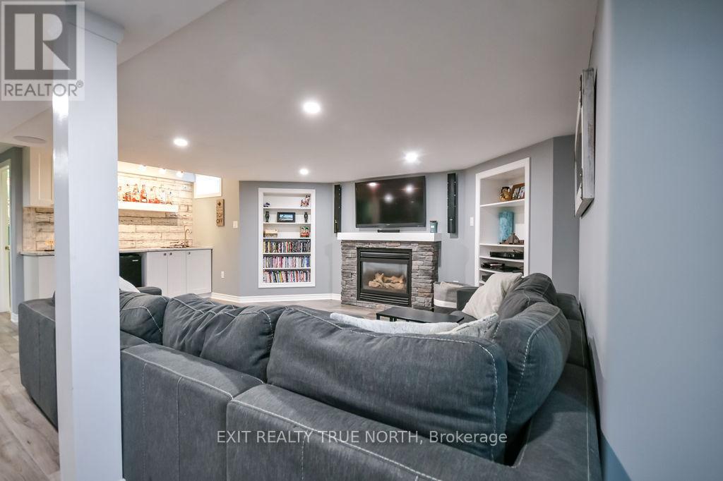 9 CORBETT STREET - 36