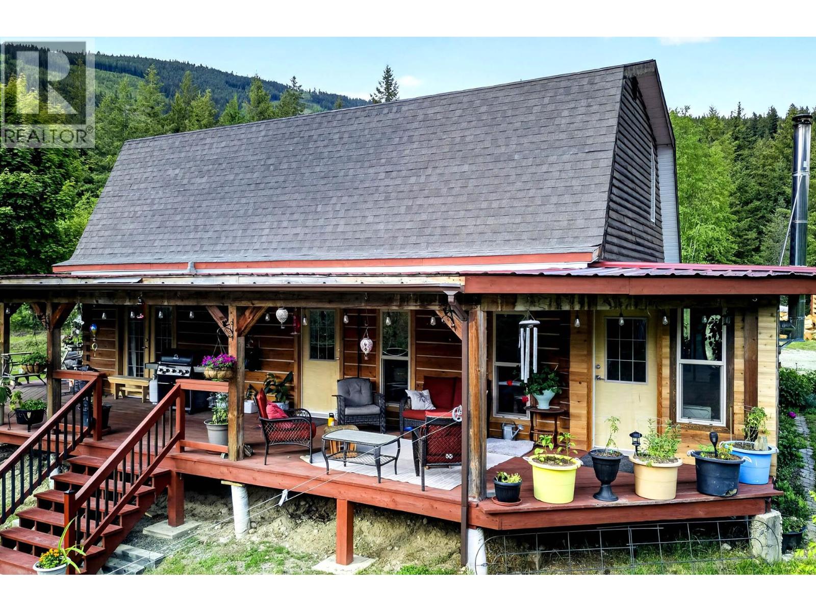 2236 YELLOWHEAD Highway - 62