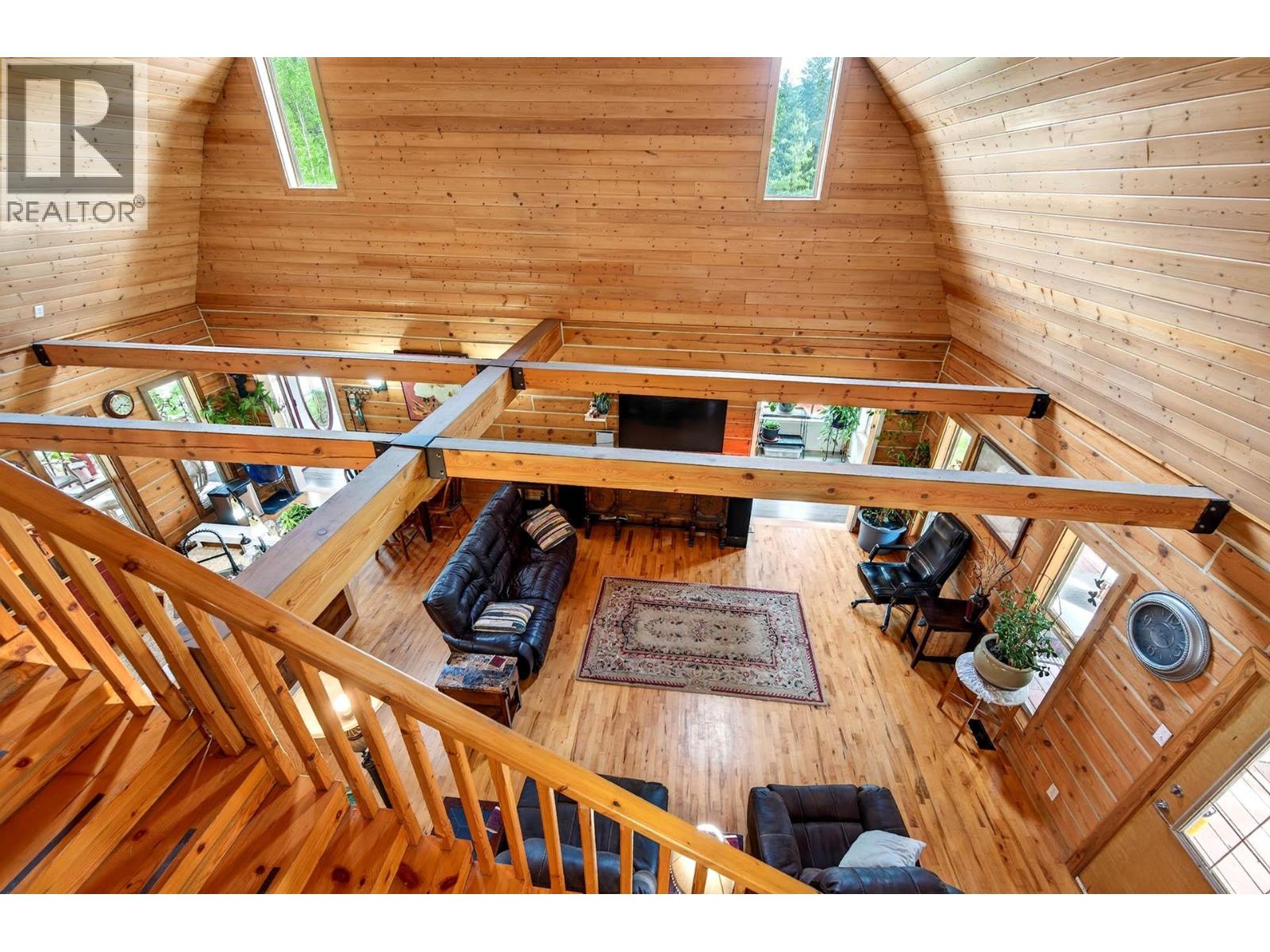 2236 YELLOWHEAD Highway - 44
