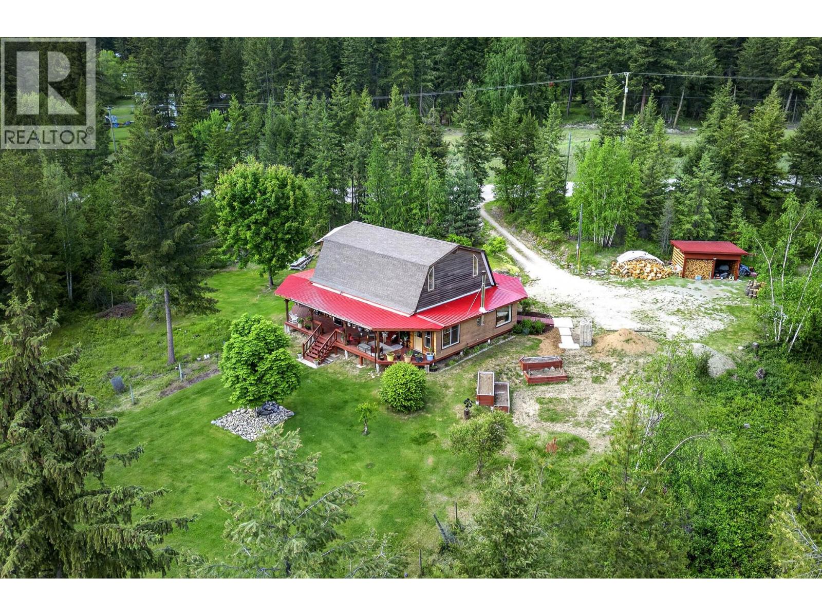 2236 YELLOWHEAD Highway - 57