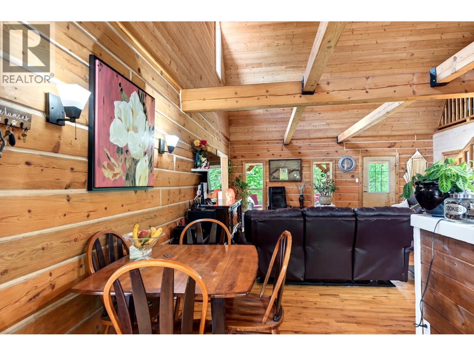 2236 YELLOWHEAD Highway - 13