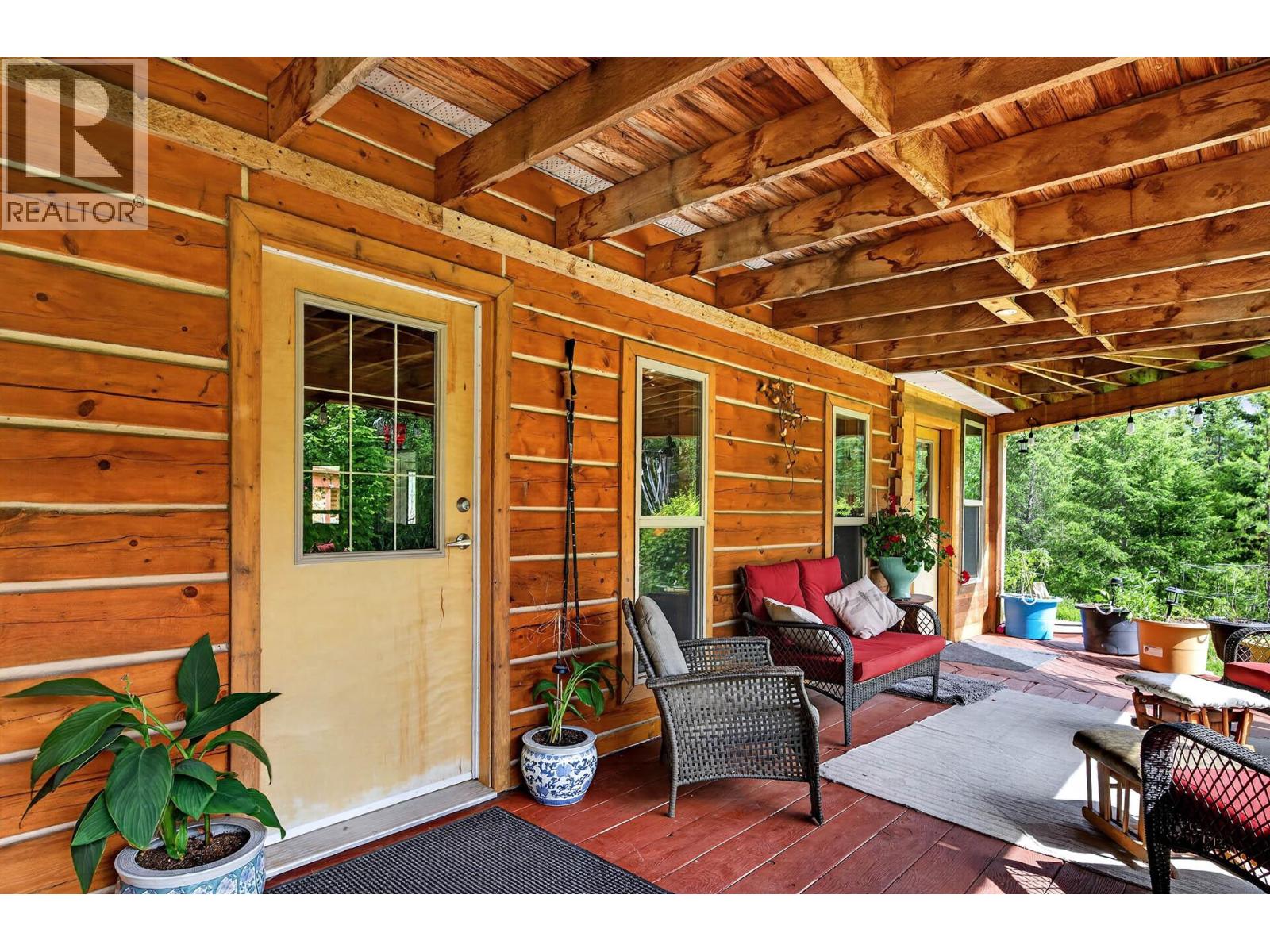 2236 YELLOWHEAD Highway - 49