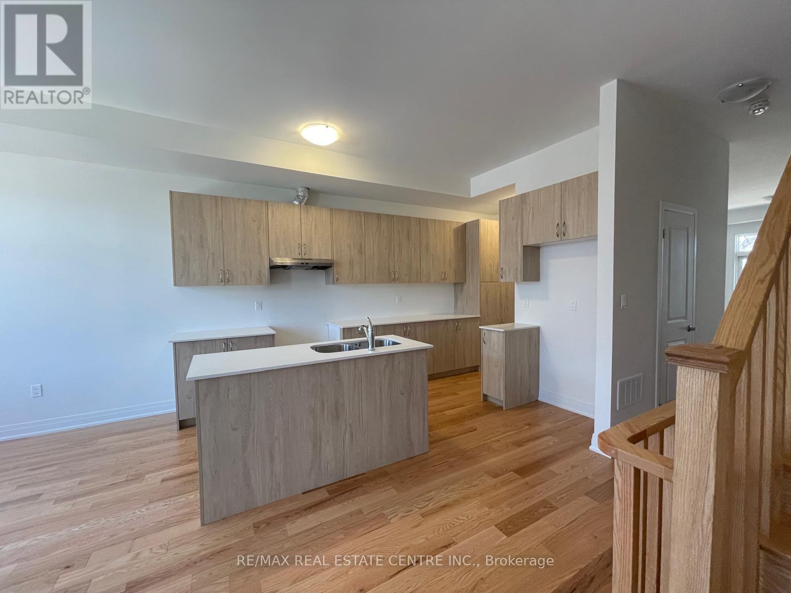 86 SALINA STREET - 3