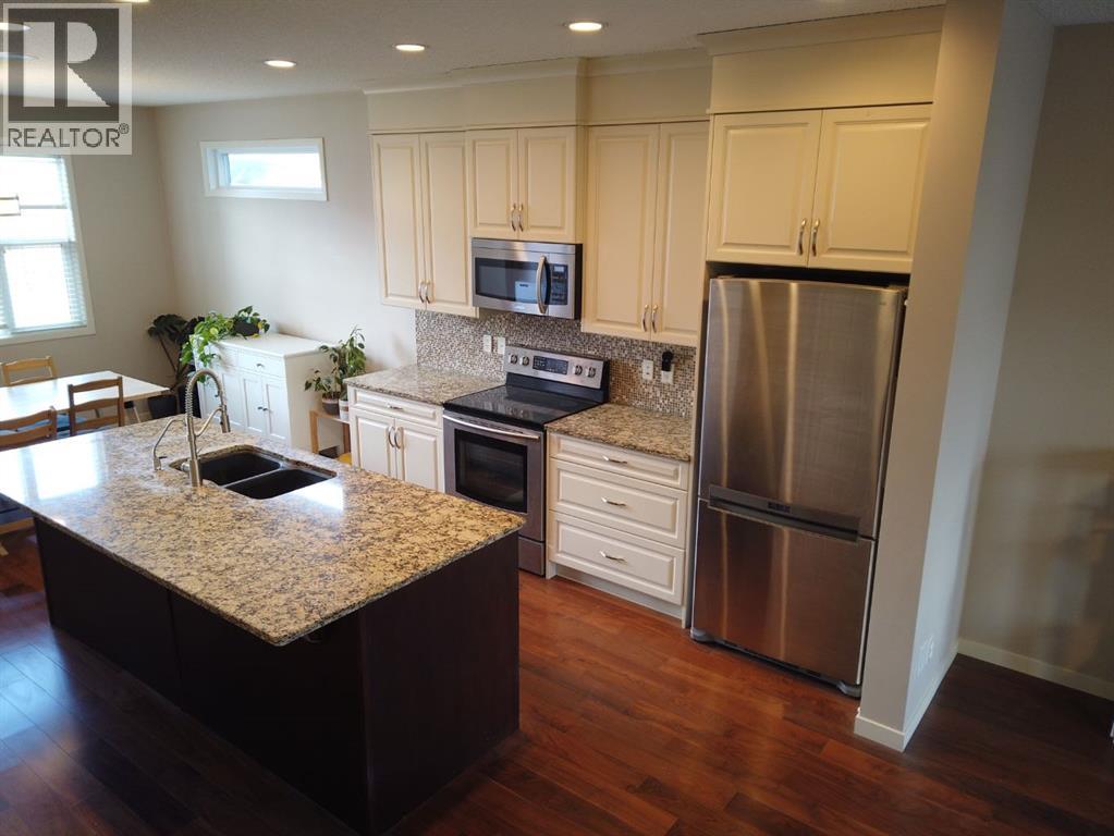 2064 New Brighton Grove SE — photo 8
