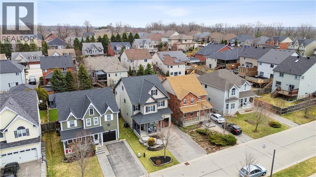 124 RIDGE TOP Crescent - 50