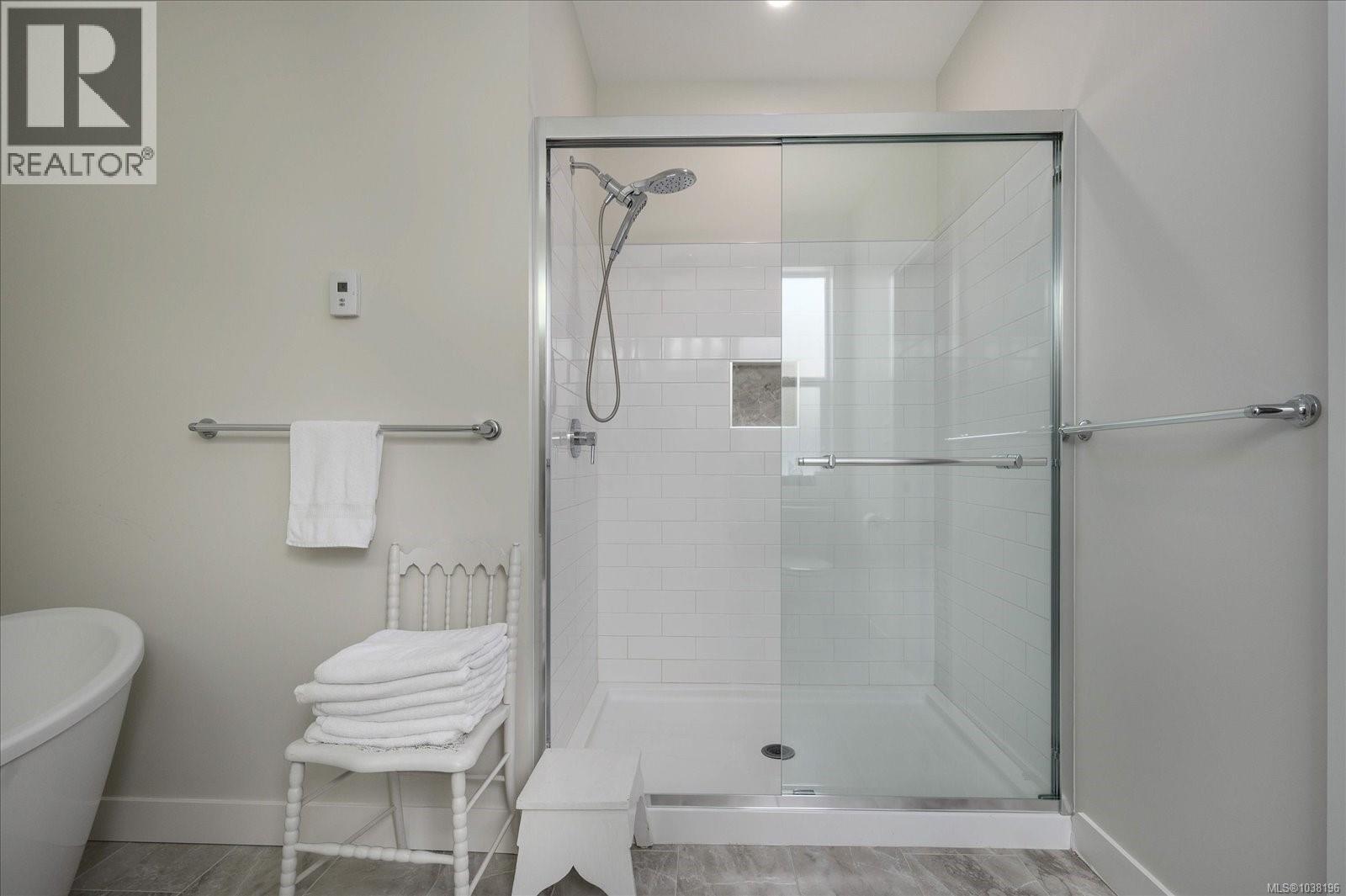 1613 Roberta Rd S - 15