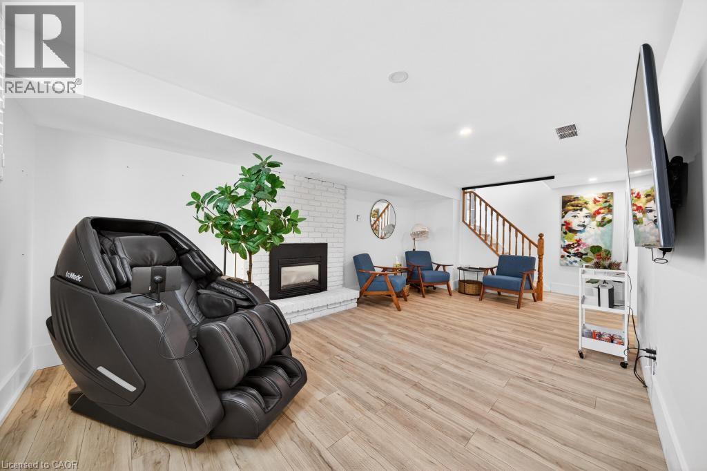 19 GLEN FOREST Drive - 35