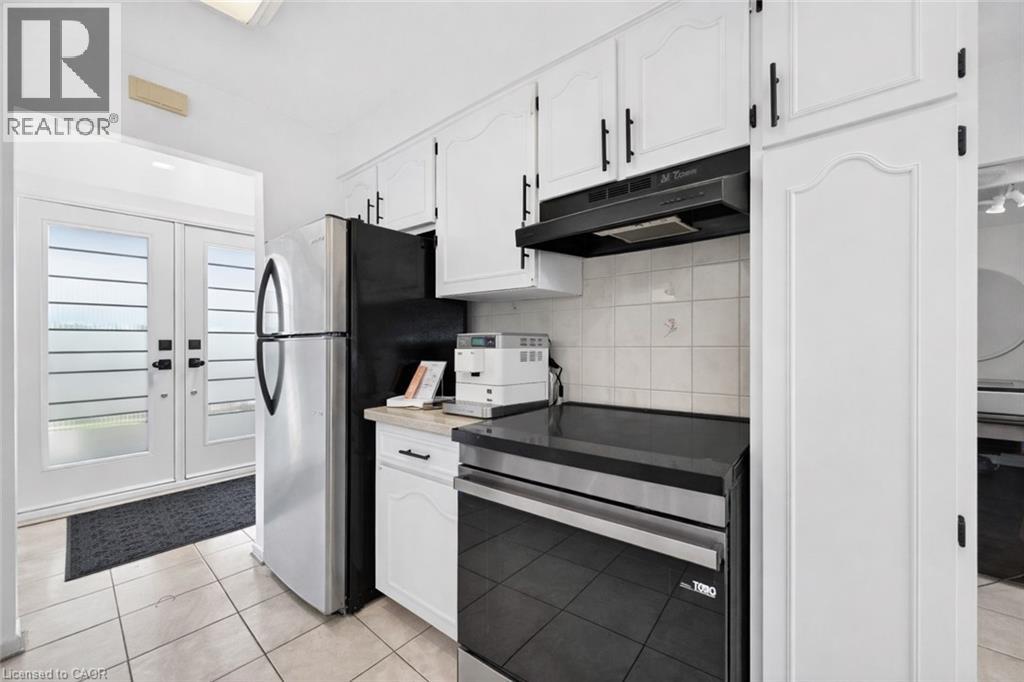 19 GLEN FOREST Drive - 9