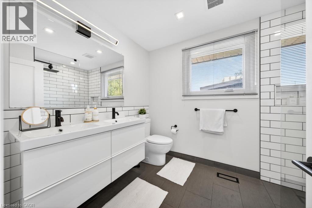 19 GLEN FOREST Drive - 21