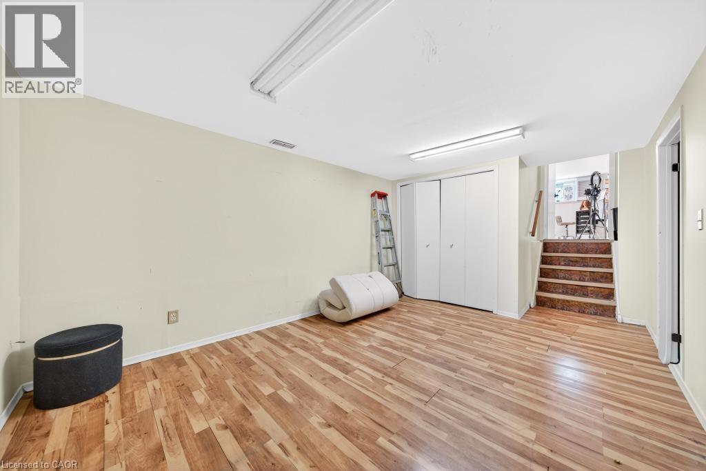 19 GLEN FOREST Drive - 39